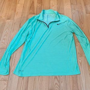 Men's Nike Long Sleeve 1/4 Zip Dri Fit shirt